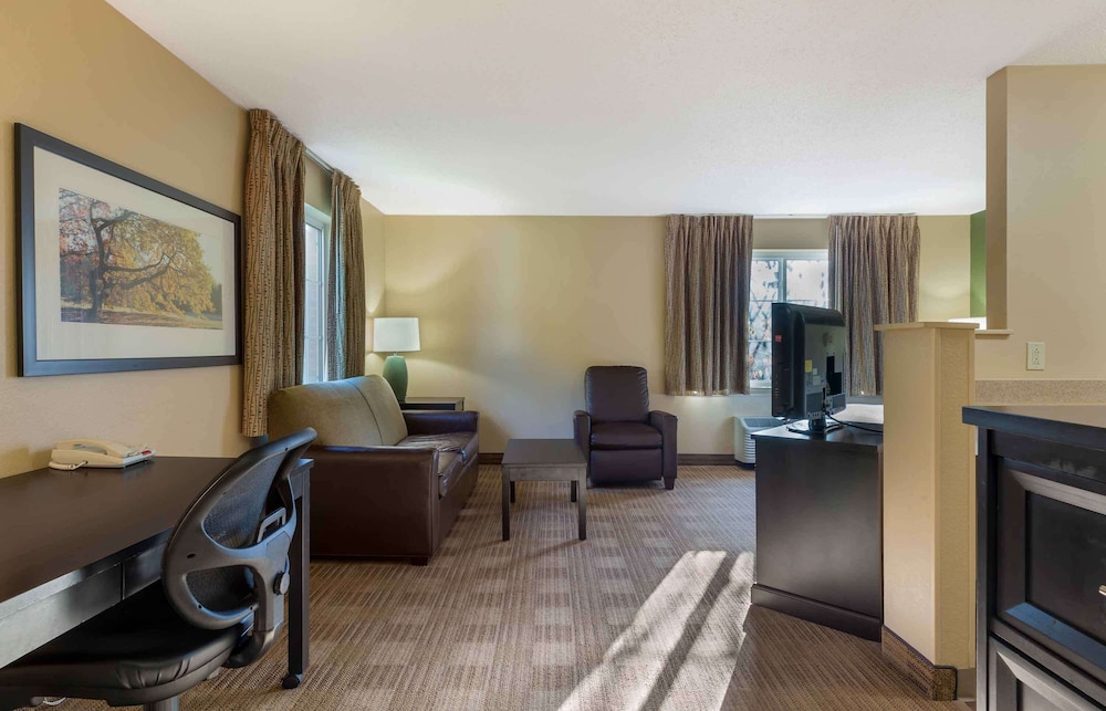 Extended Stay America - Hartford - Farmington 44/55