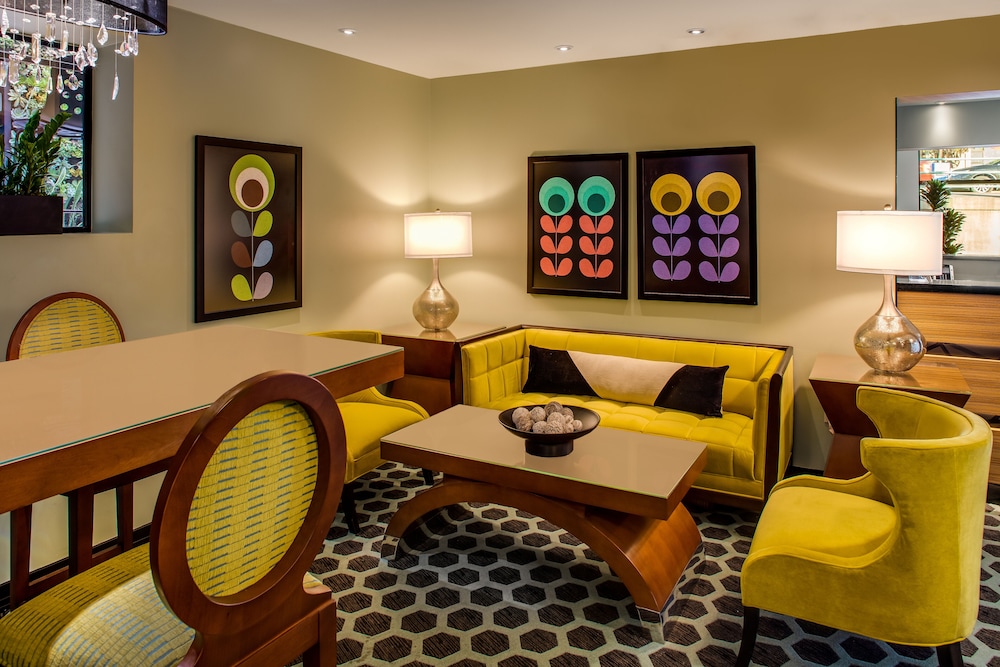 La Jolla Inn 50/68