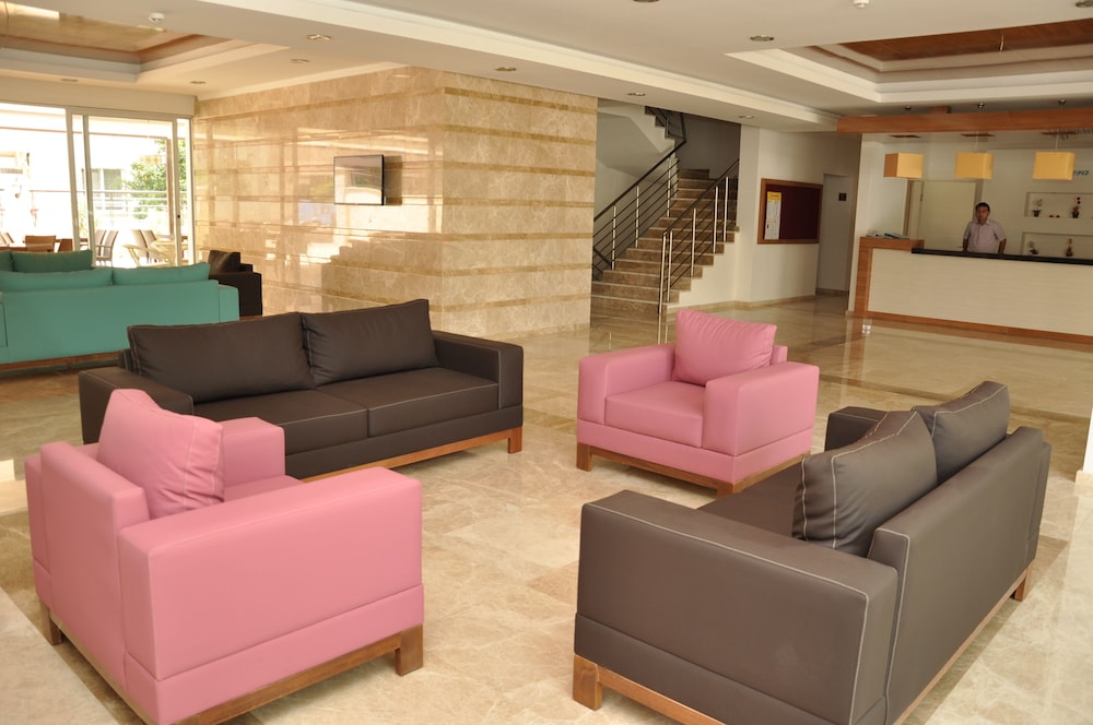 Almera Park Apartments 50/73