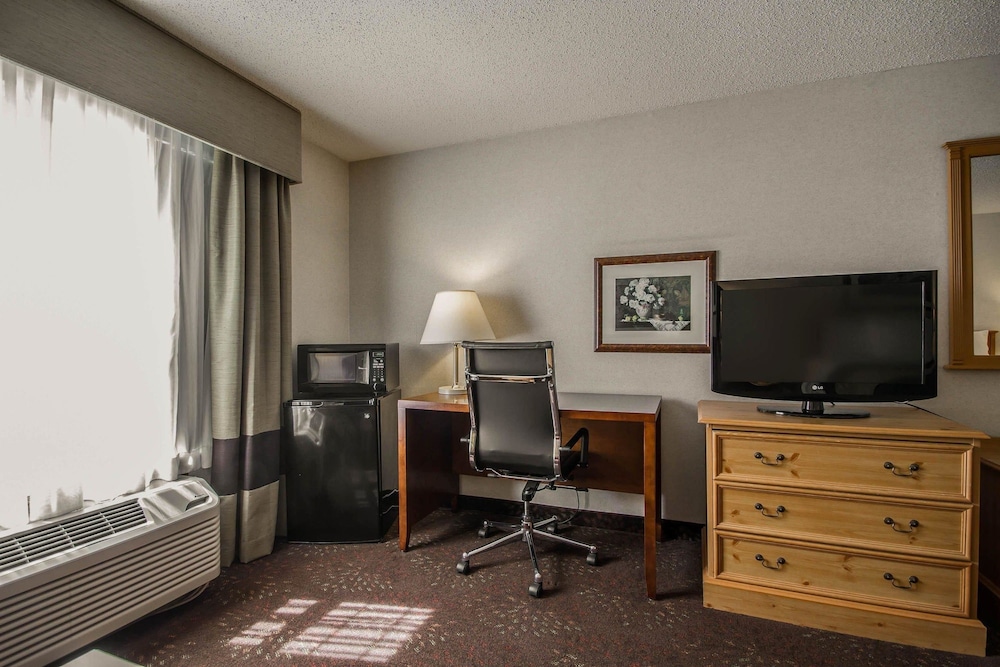 Comfort Inn Fond Du Lac 40/44