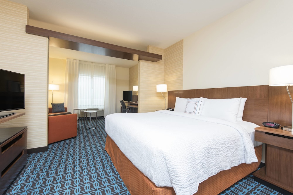 Fairfield Inn Suites Fredericksburg 14/41