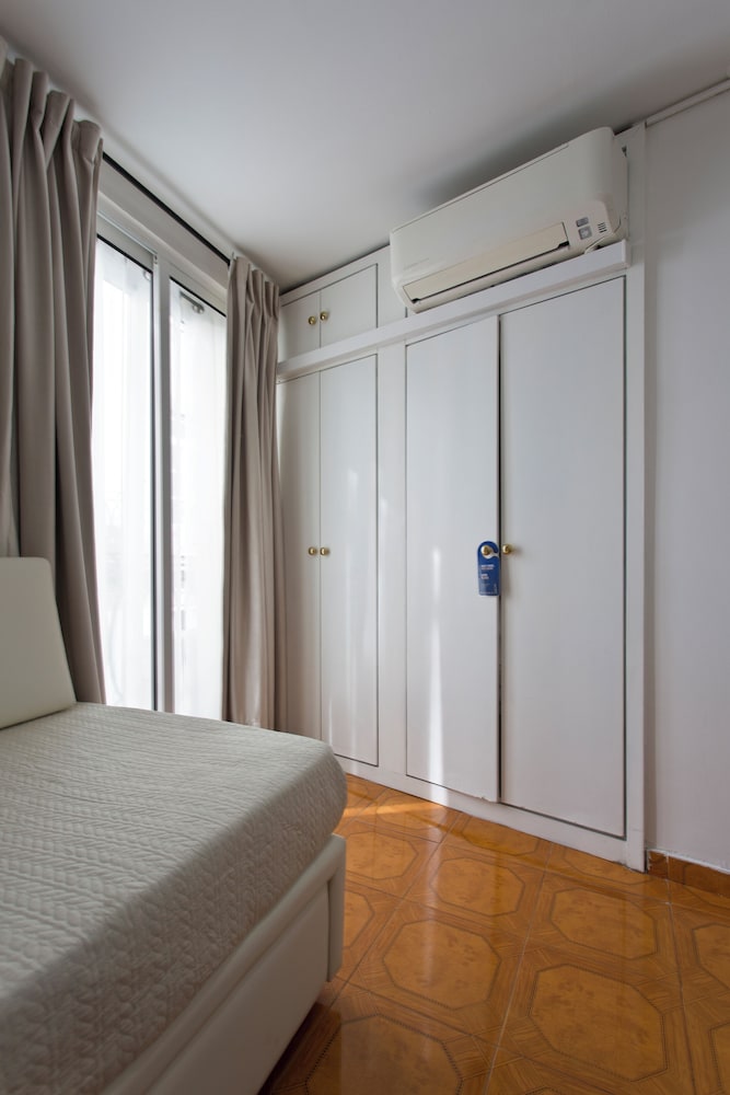 ROOM, TRIPLE, 3 BEDS, PRIVATE BATHROOM
