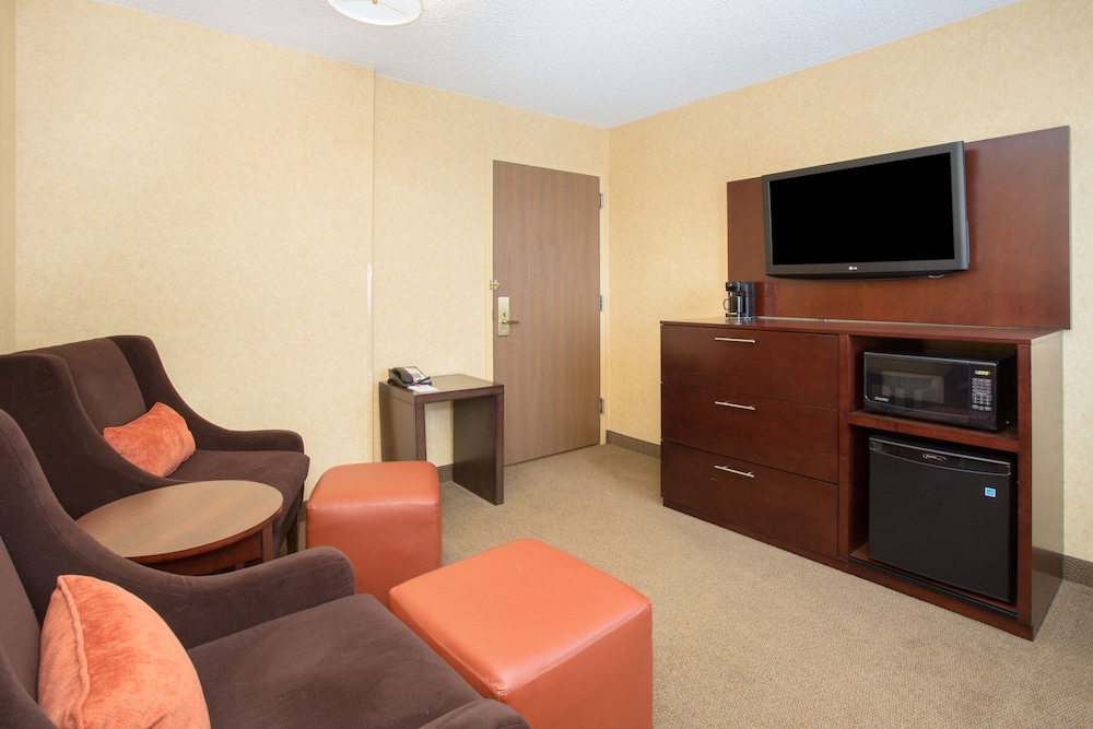 Crowne Plaza Denver Airport Convention Ctr, an Ihg Hotel 24/41