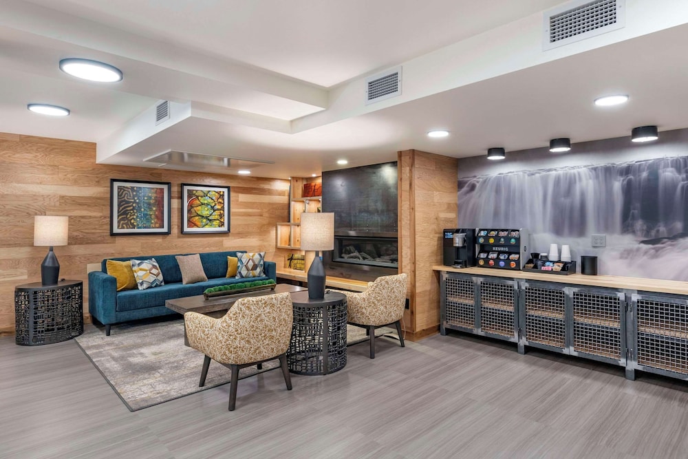 The Gibson Hotel Great Falls, an Ascend Collection Hotel 40/58
