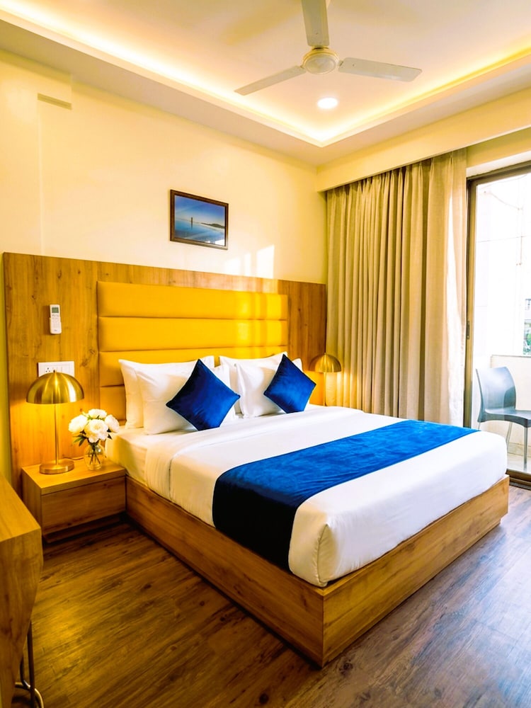 Hotel National 18/50