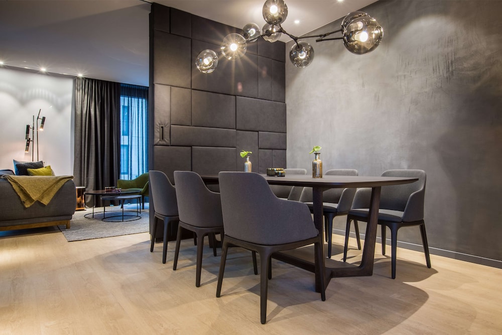 RADISSON BLU HOTEL, MANNHEIM 58/74