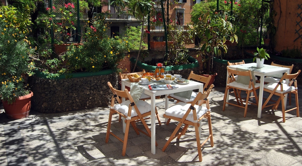 Hotel Carmel Roma 31/37