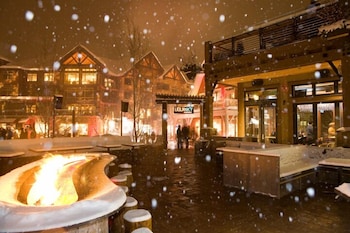 Limelight Hotel Snowmass 44/59