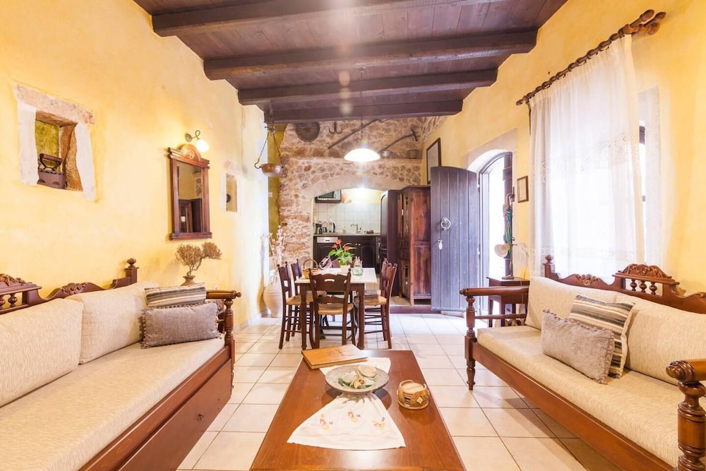 Samonas Traditional Villas 34/50
