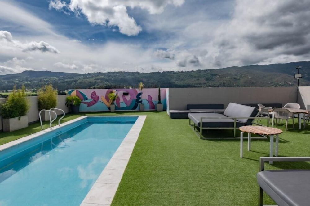 UMA Suites Chia 46/57