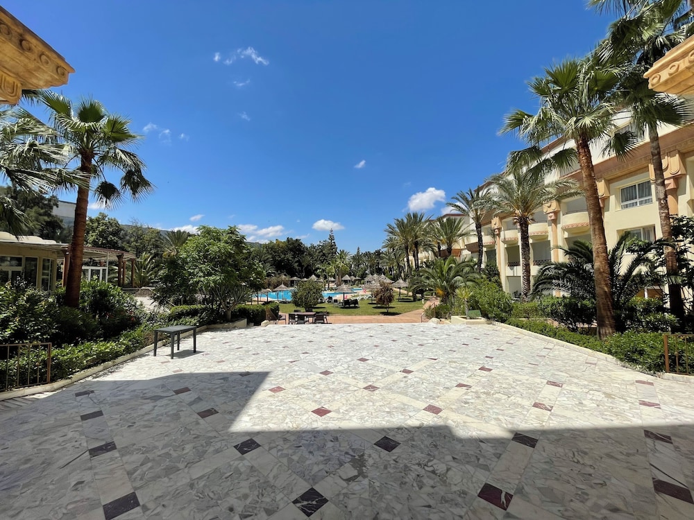 Marina Palace 64/69