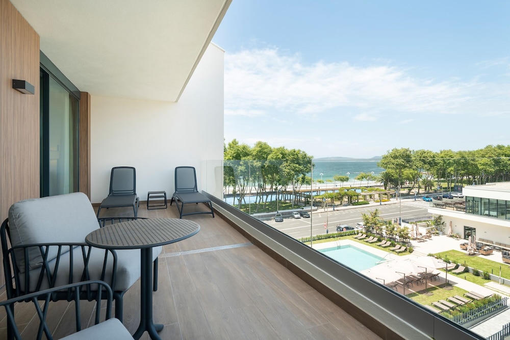 Attica 21 Vigo Business & Wellness (ex Gran Hotel Samil) 20/25