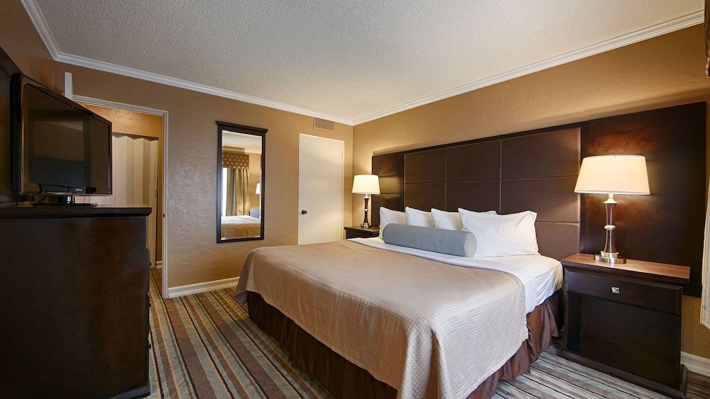 Best Western Carmel S Town House Lodge 12/40
