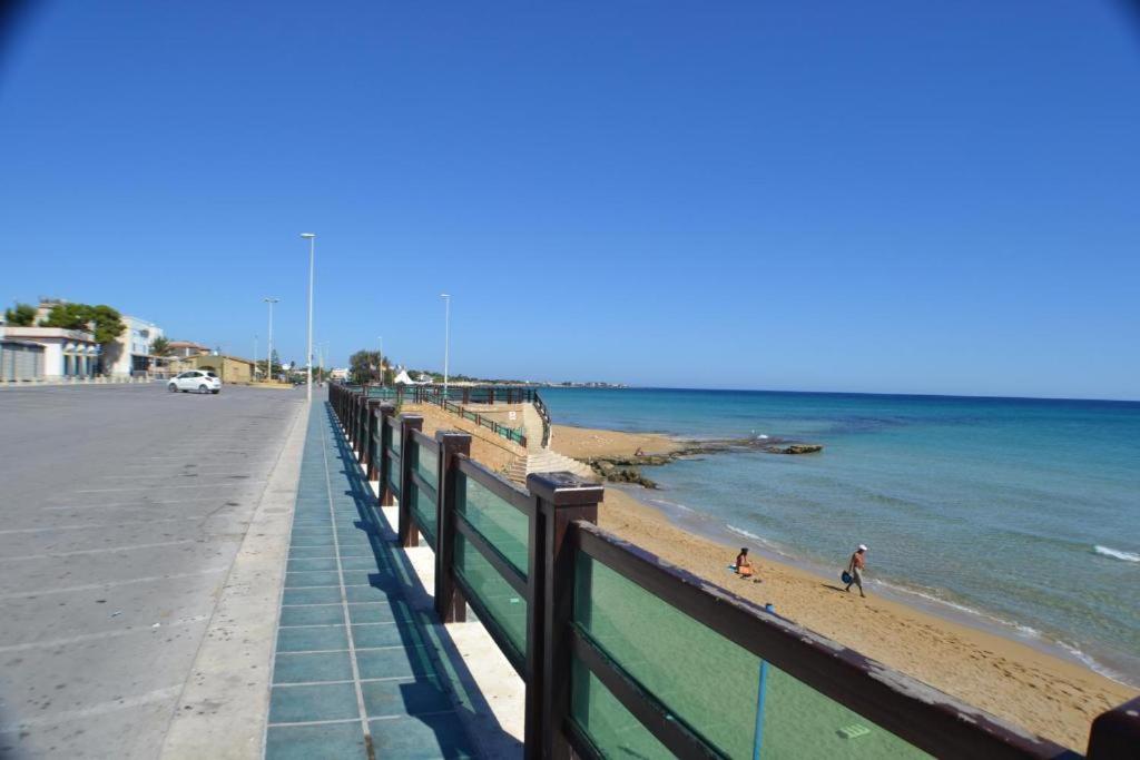 Residence Noto Marina 8/16
