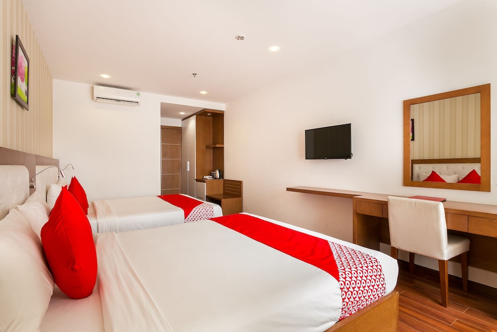 Centre Hotel 32/61
