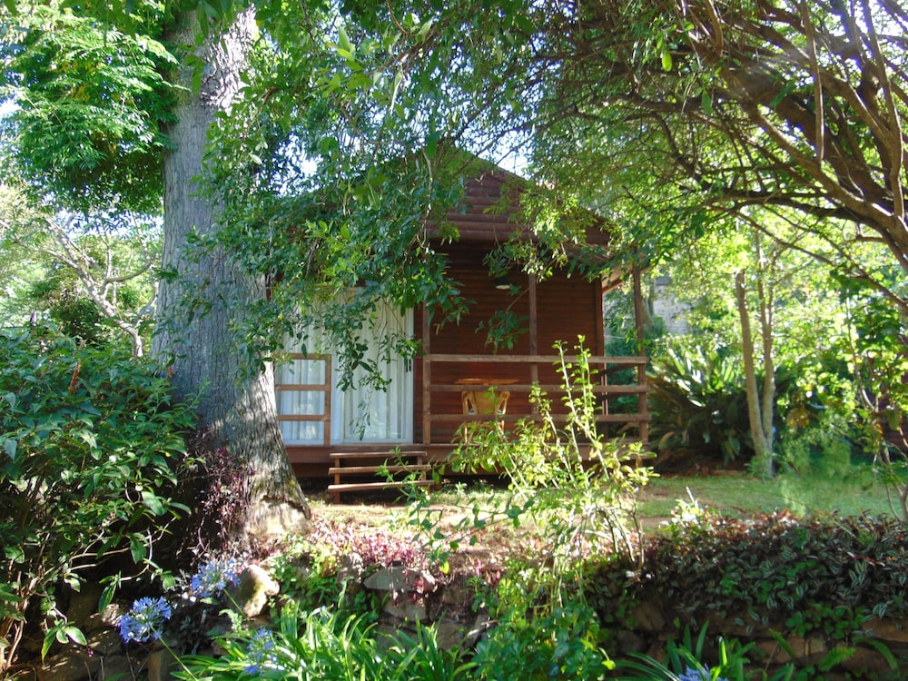 Fountain Baths Guest Cottages 36/42