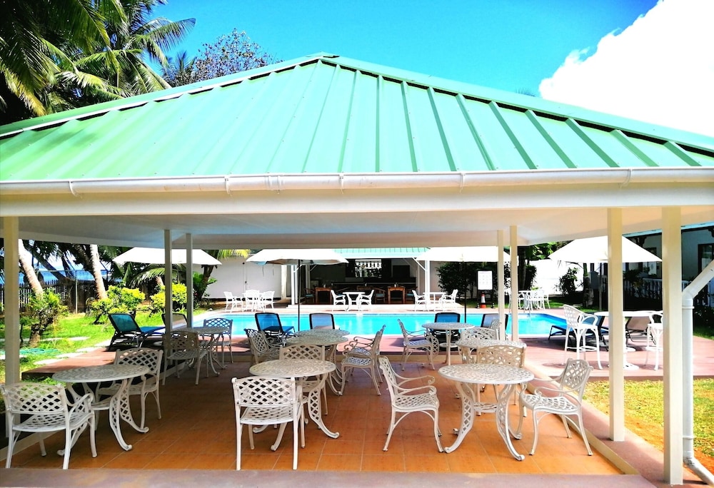 Le Relax Beach Resort 5/60