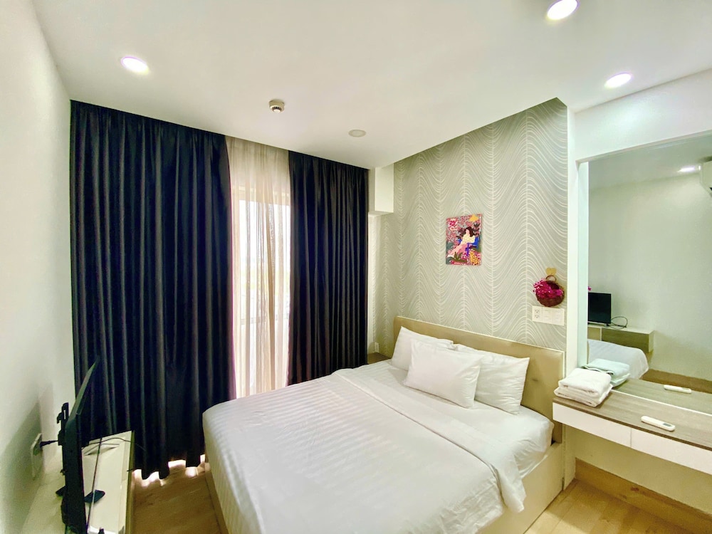 3 BEDROOMS, DESIGN, APARTMENT, CITY VIEW