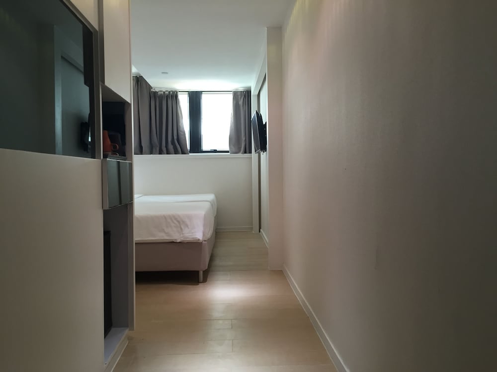 Homy Hotel Central 33/57