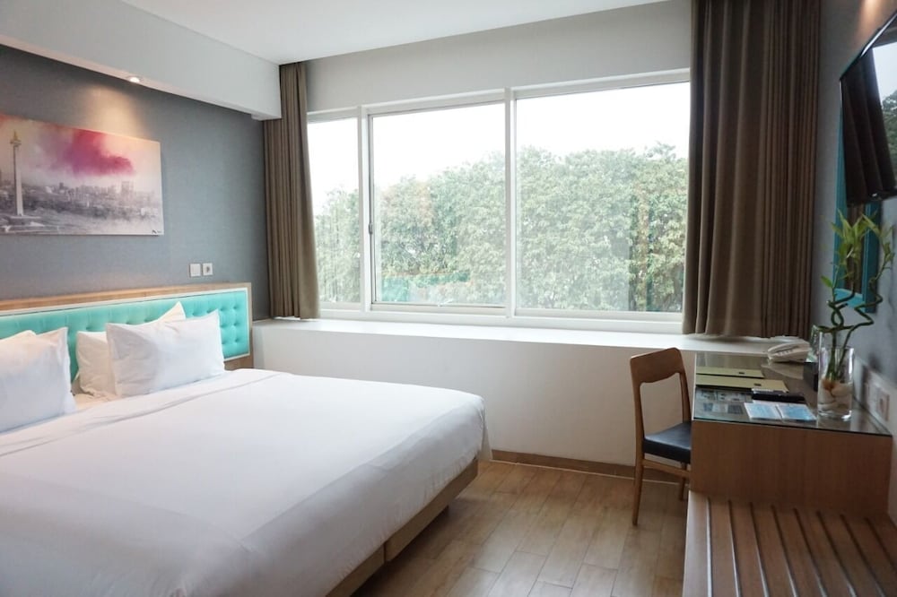 Hotel Santika Kelapa Gading 14/36