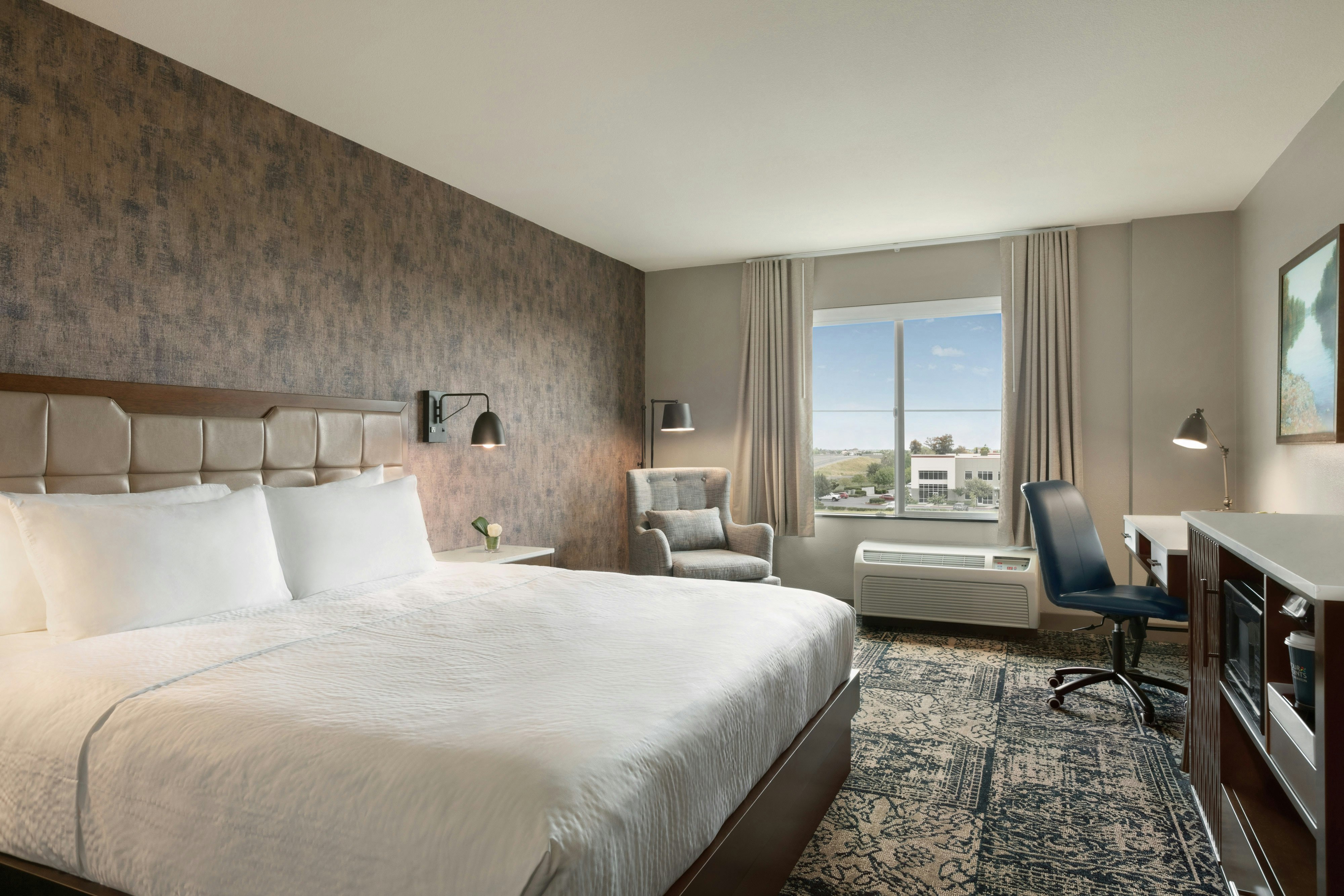 Room, King Bed