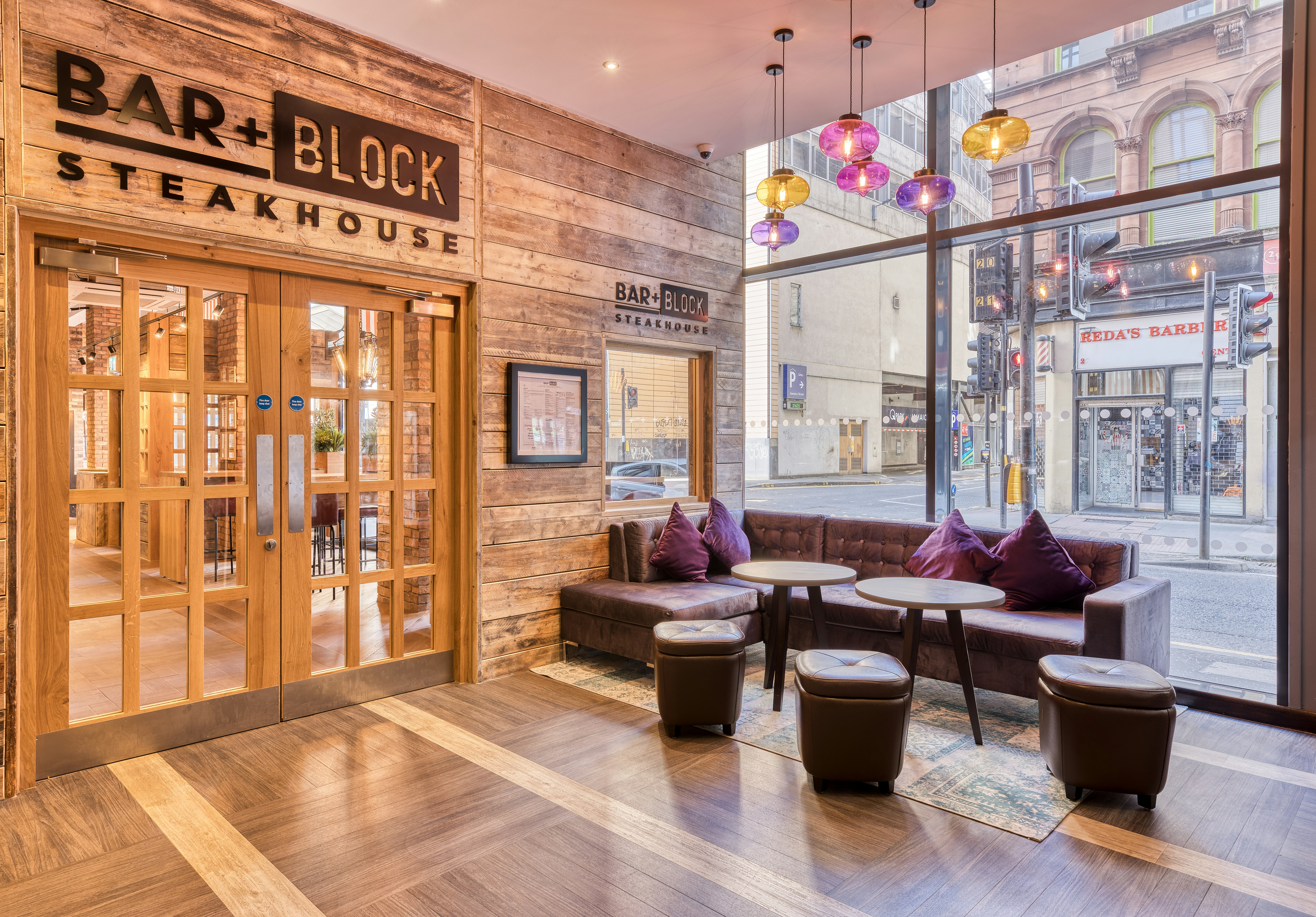 Premier Inn Glasgow City Centre (St. Enoch Square) hotel 21/26