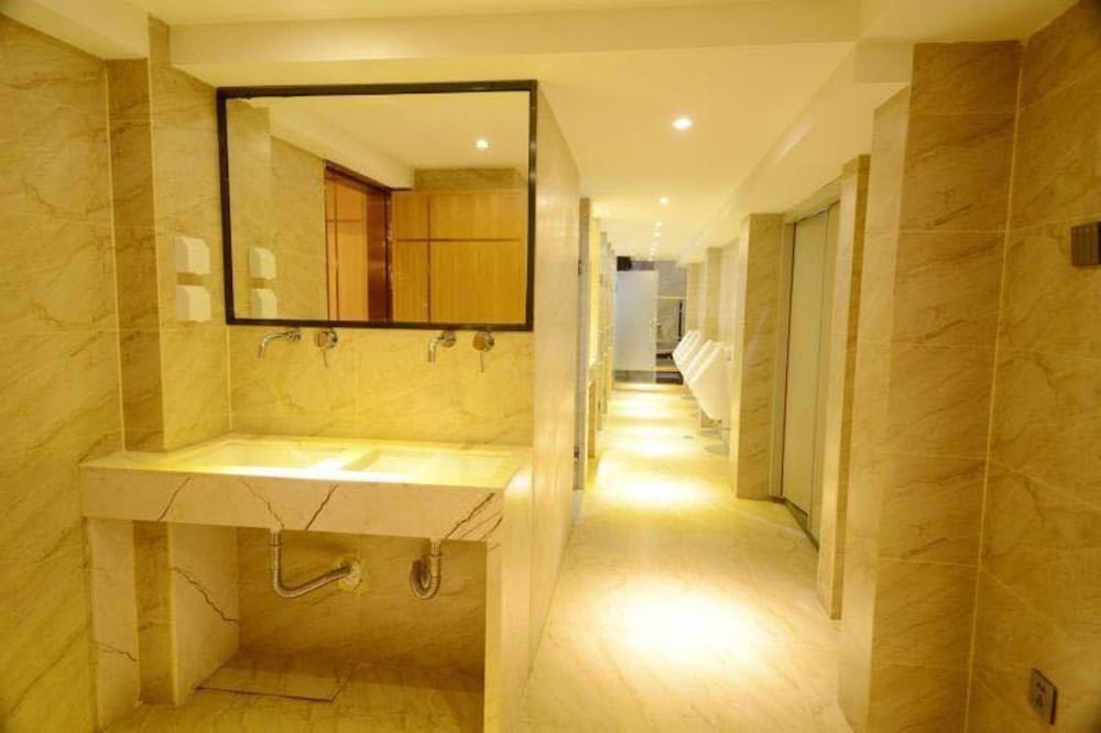 Shenzhen Port Apartment 17/17