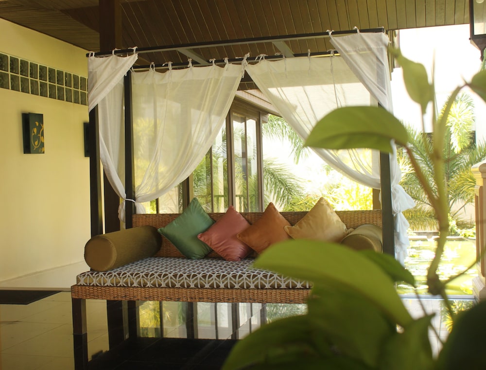 La Solaya Khao Lak 58/75