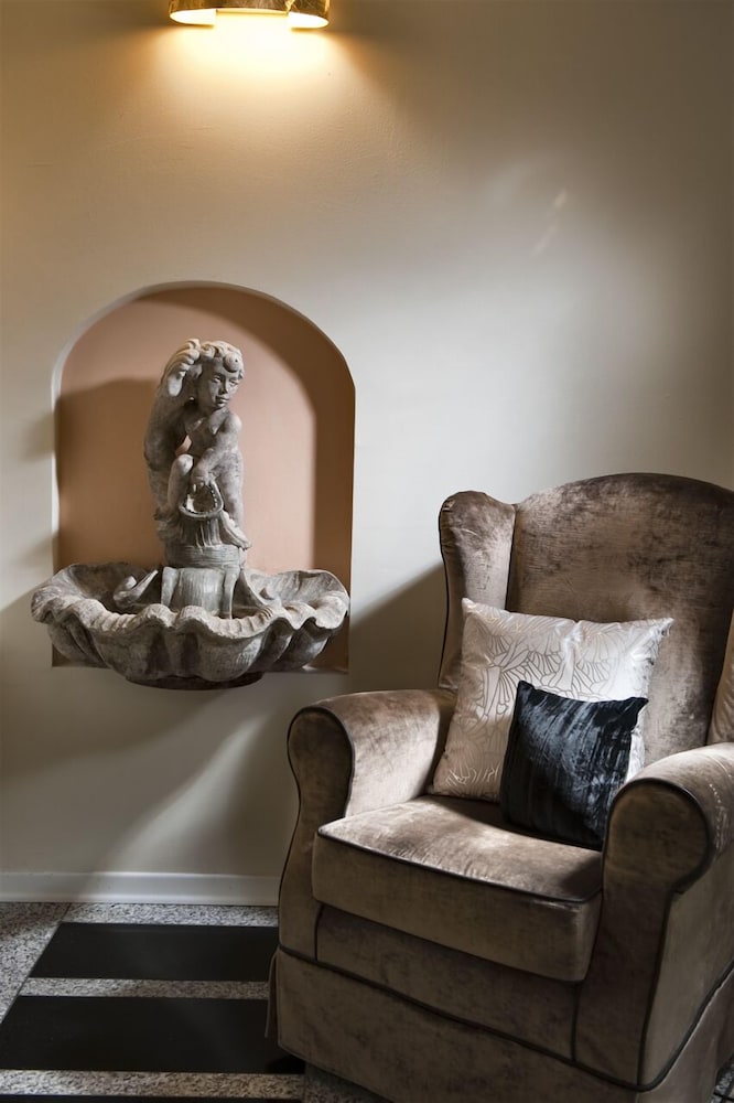Della Signoria Hotel 28/42