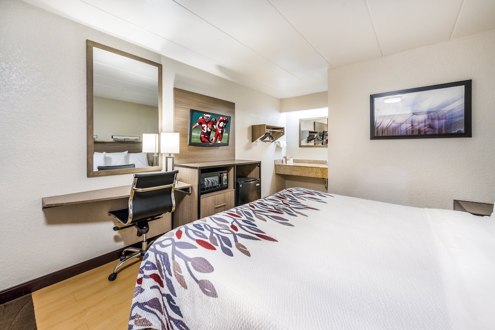 Red Roof Inn Dayton South - Miamisburg 10/26