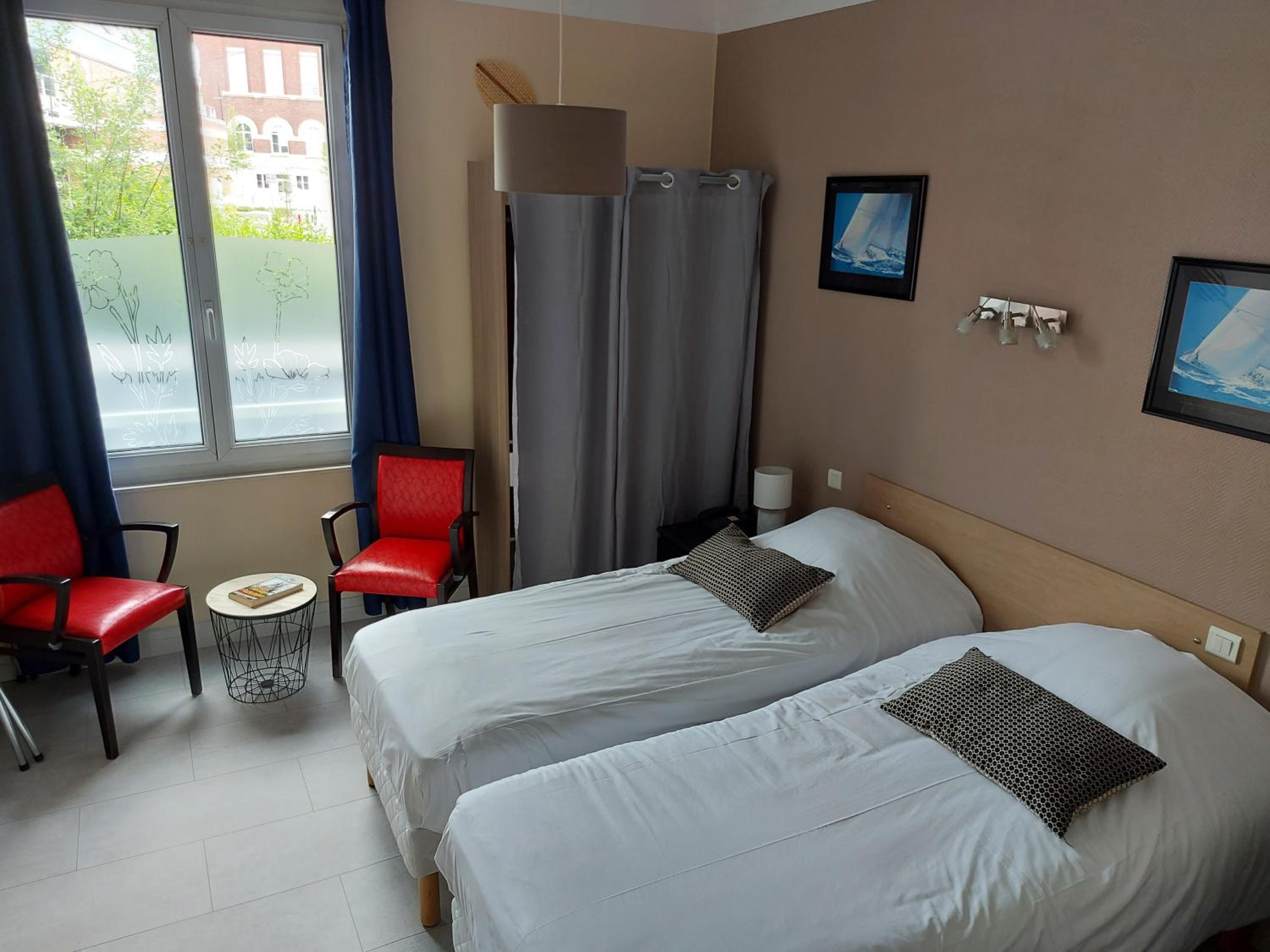 غرفة بسرير مزدوج، Hotel De La Paix 2/10