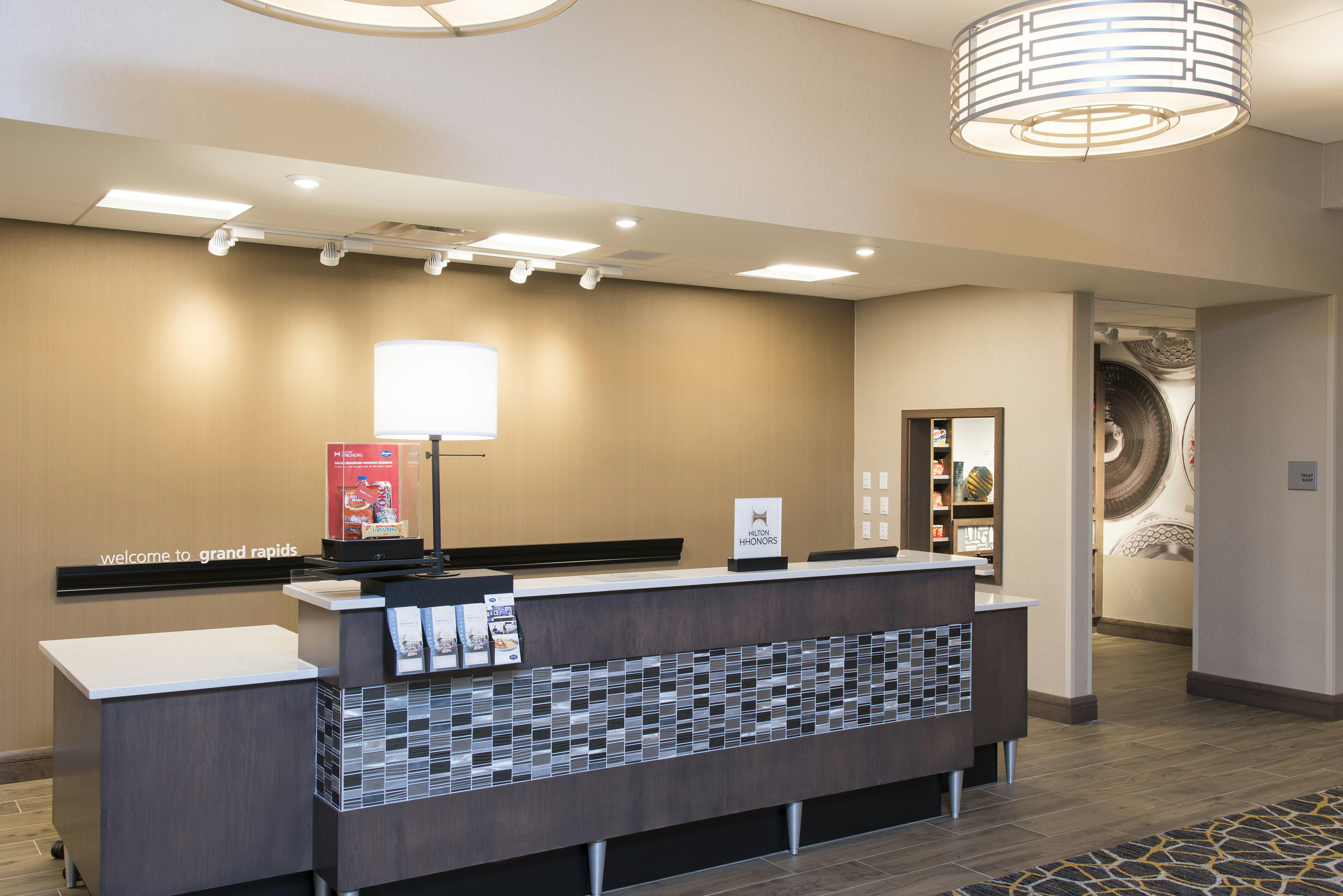 Hampton Inn and Suites Grand Rapids Downtown 7/61