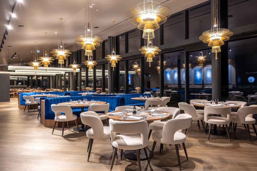 Petram Resort & Residences 53/68