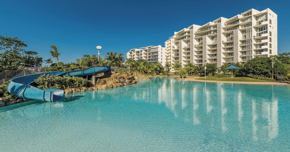 Riviera Mackay 5/55