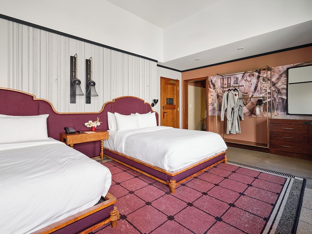 GUEST ROOM, 2 QUEEN BEDS, ACCESSIBLE