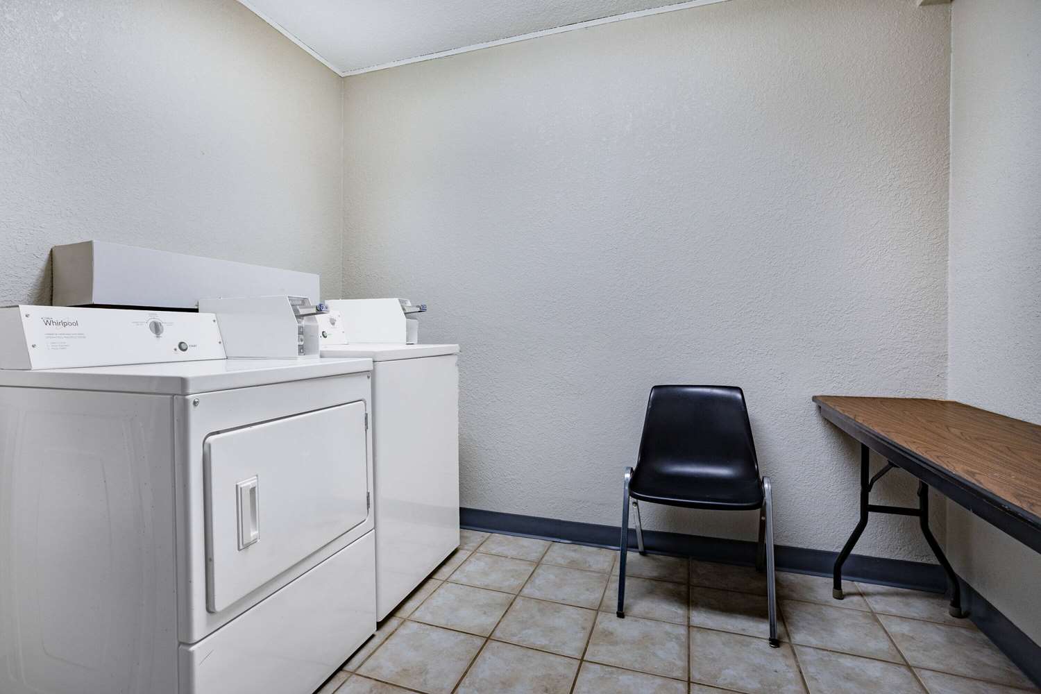 Days Inn By Wyndham Cambridge 34/41