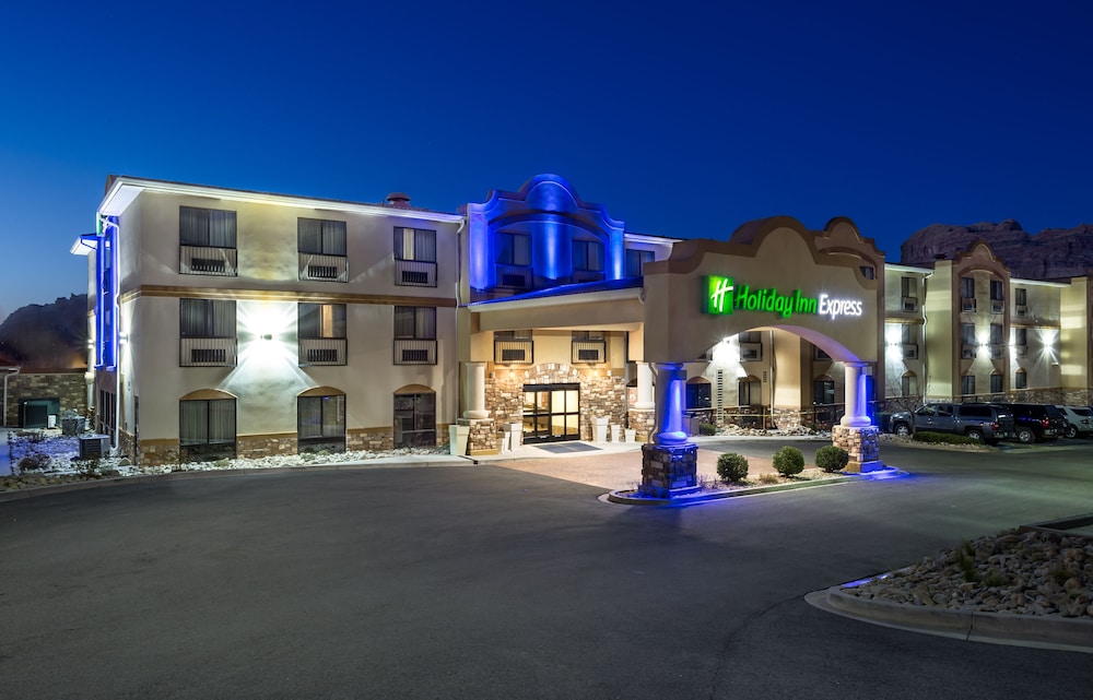 Holiday Inn Express Suites Moab 1/63