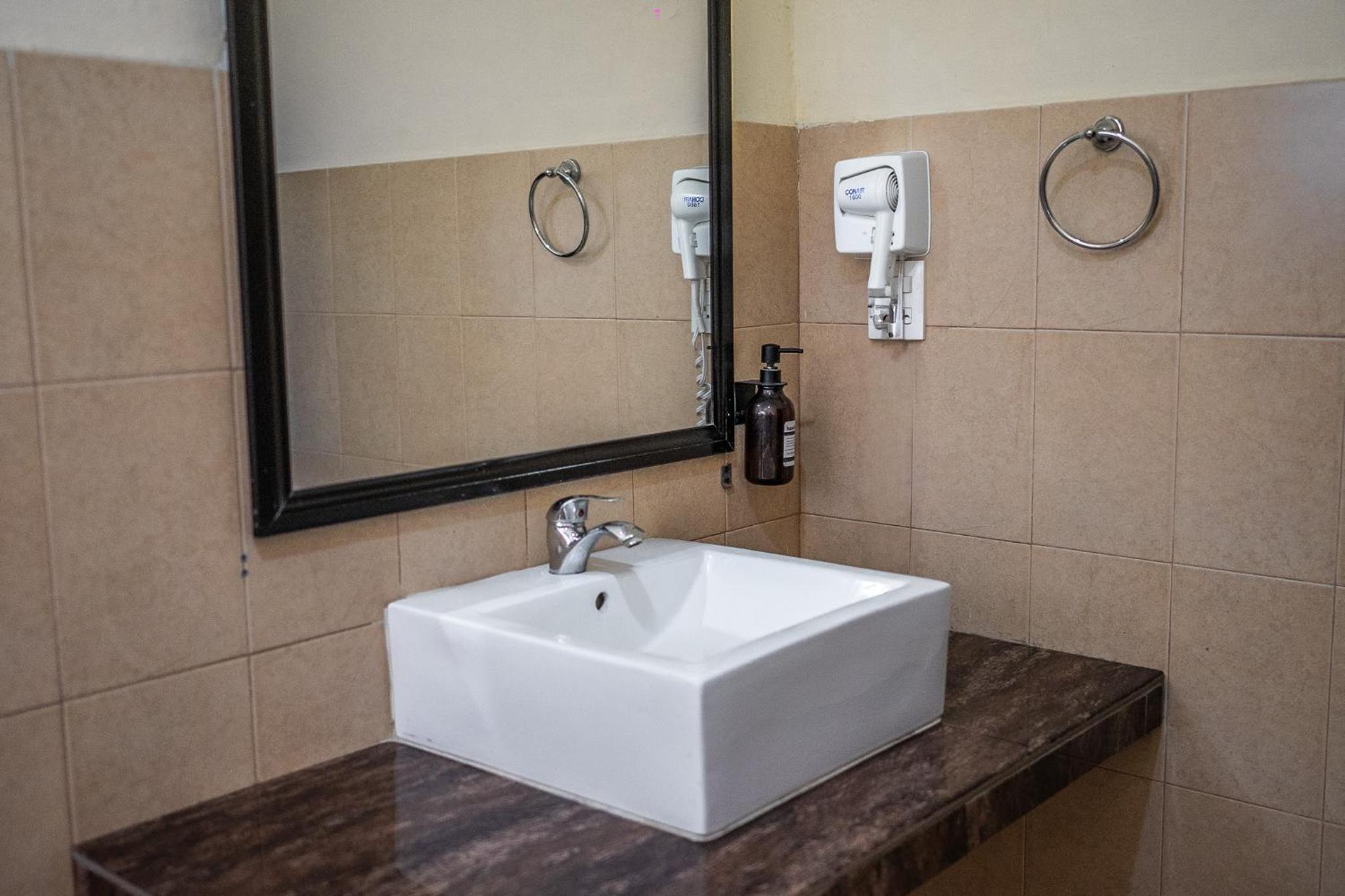 غرفة بسرير مزدوج أو سريرين منفصلين بشرفة، SUITE HOTEL MARIA DE LA LUZ 9/9
