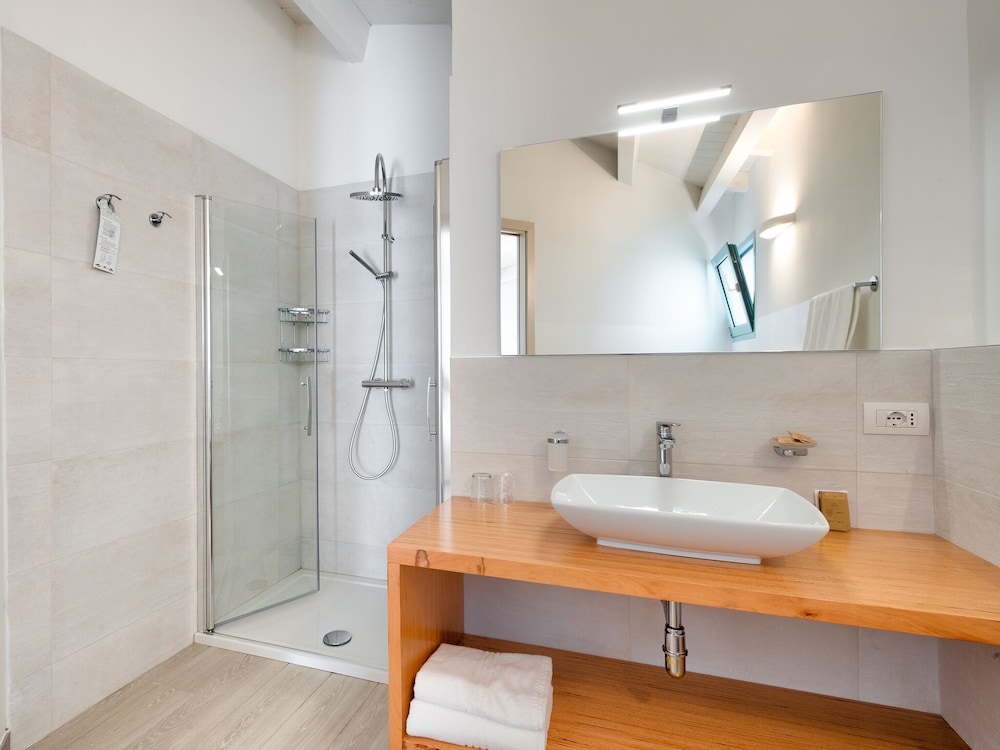 PARK HOTEL ASINARA 70/71