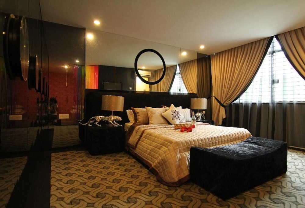 Hermess Hotel 10/41