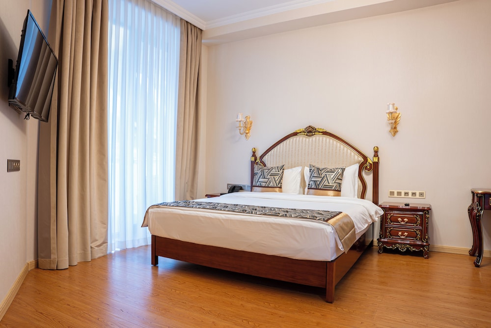 Panorama Lisi Grand Hotel 37/77