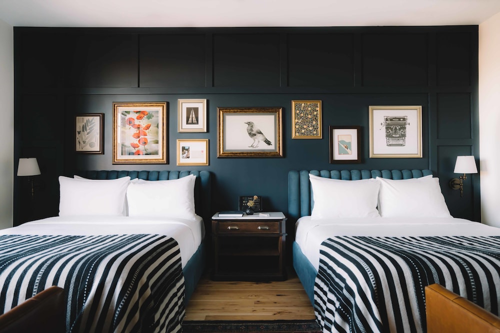 ROOM, 2 QUEEN BEDS, ACCESSIBLE