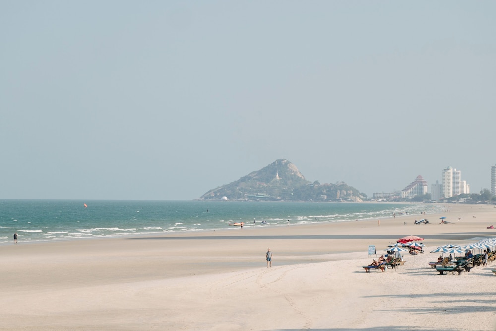 The Sea-Cret Hua Hin Hotel 69/73