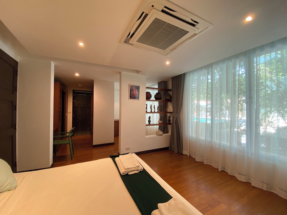 Baan Khao Hua Jook Villas Apts 26/50