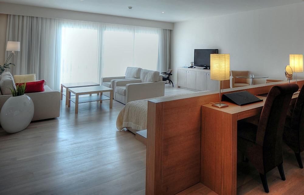 LVZZ Hotel - Boutique Class 20/24