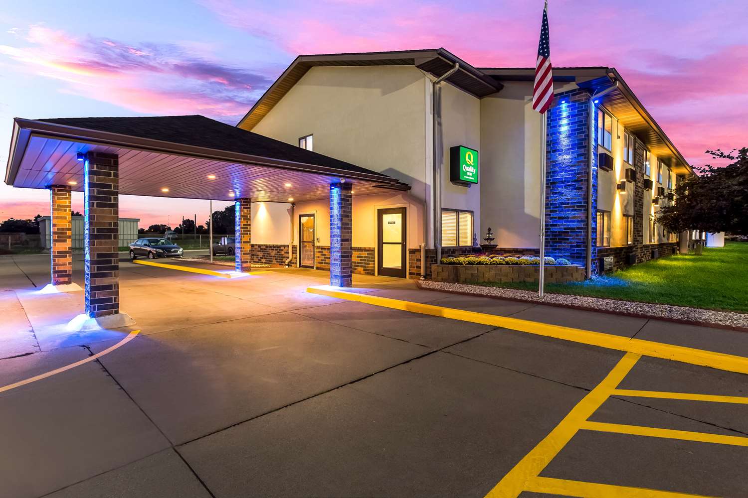 Quality Inn Galesburg near US Highway 34 and I-74 21/23