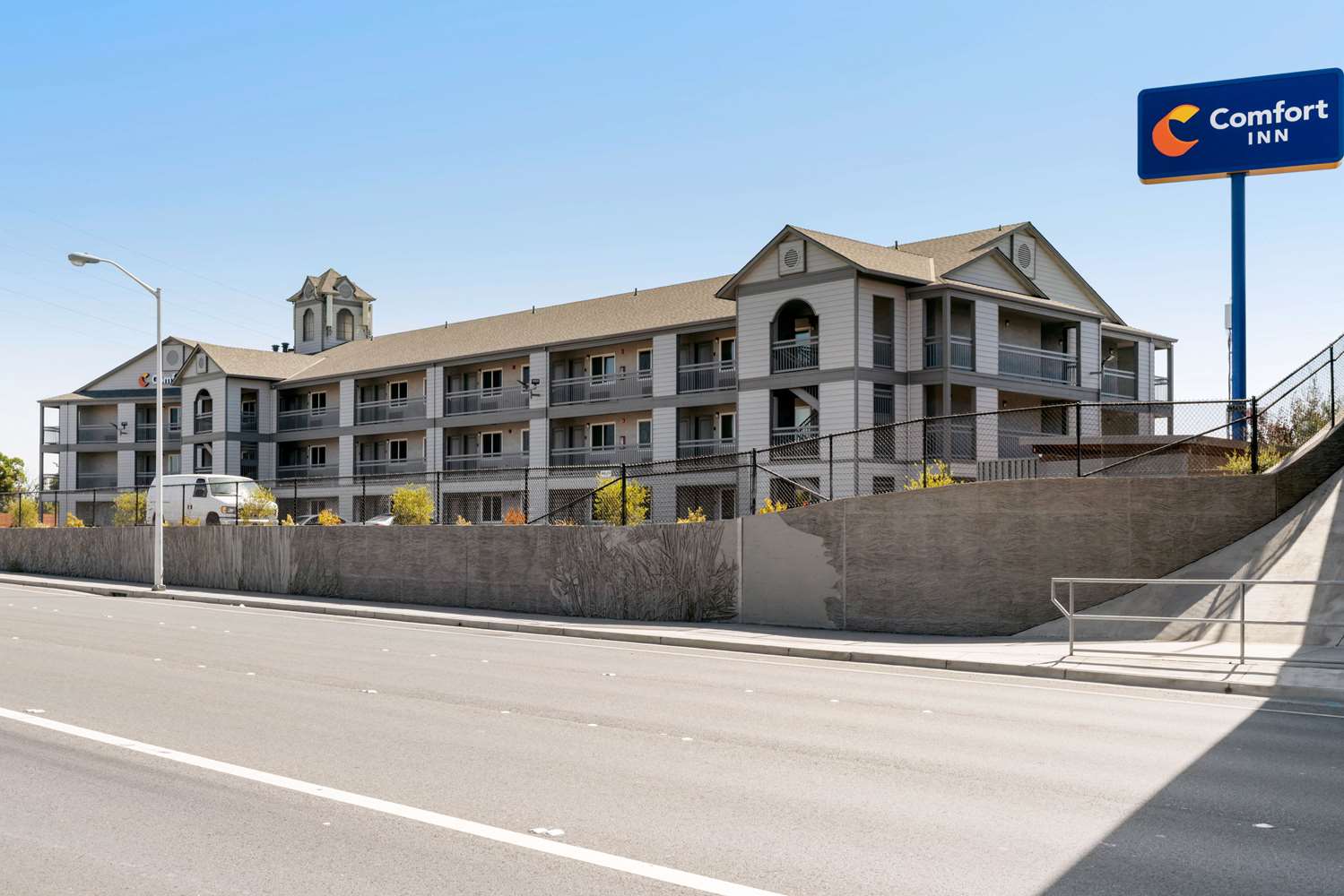 Comfort Inn Antioch - Century Plaza 3/32
