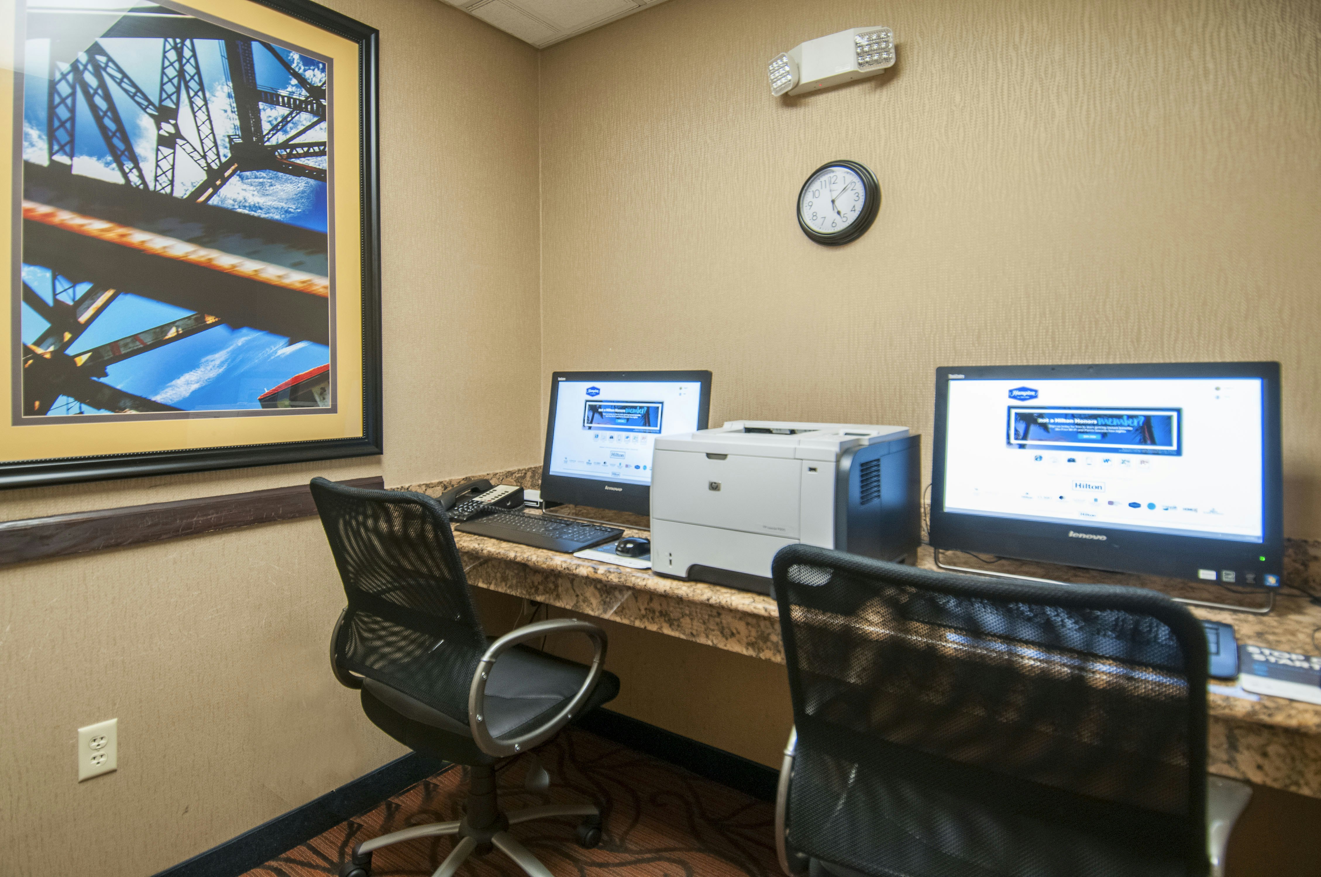 Hampton Inn New Orleans Metairie 33/41