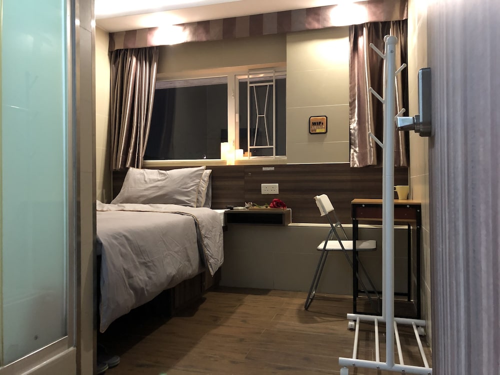STARRY INN 21/37