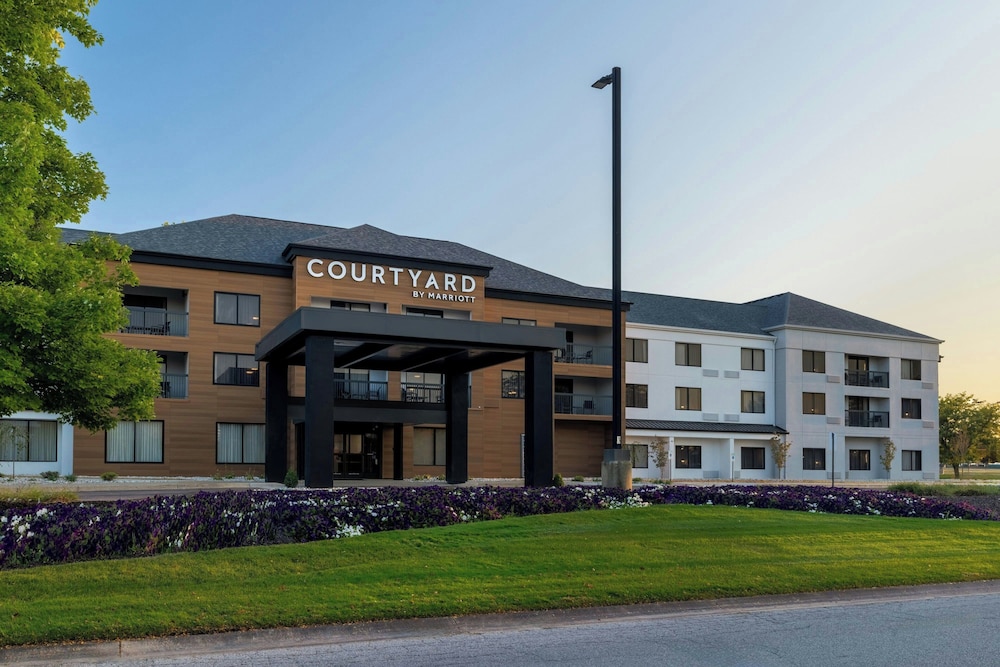 Courtyard By Marriott Kokomo 1/50
